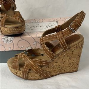 Envy “Outta Hand” brown cork wedges